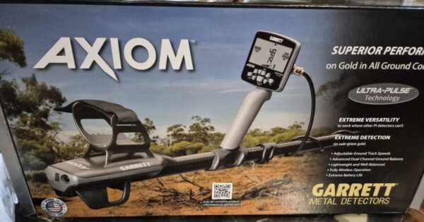 GARRETT AXIOM Pulse Induction Metal Detector