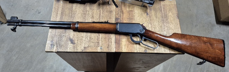 Winchester Model 9422M XTR .22 WMR Rifle - Excellent Condition