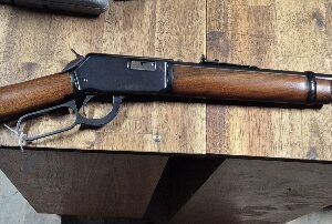 Winchester 9422M .22WMR - Excellent Condition